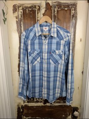 Levi’s Blue Plaid Western Pearl Snap Shirt Size Large Cowgirl Rodeo Stampede